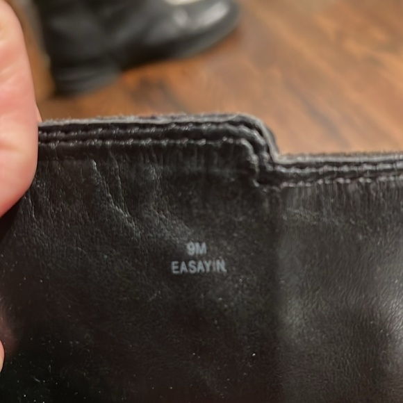 Enzo Angiolini black pebbled leather riding boots size 9 - Picture 6 of 7